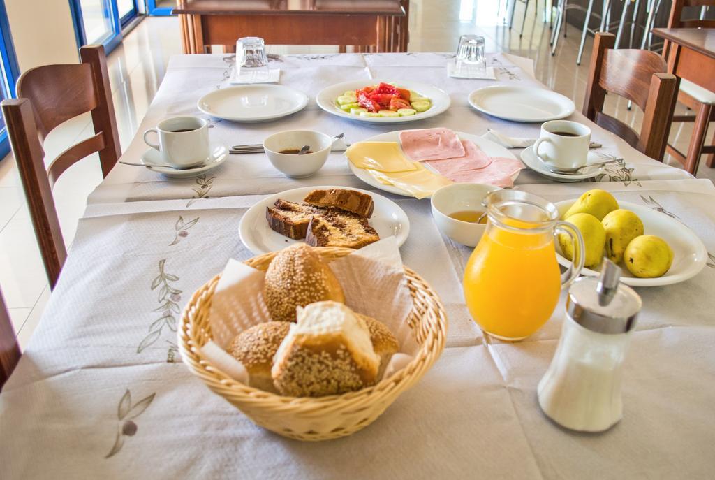 Hotel Alexandros Фанарион Екстериор снимка